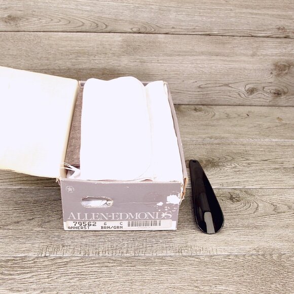 * NIB * $295 Allen Edmonds AMHERST Women's 6 C Green/Brown * add $15 Trees - Picture 10 of 13